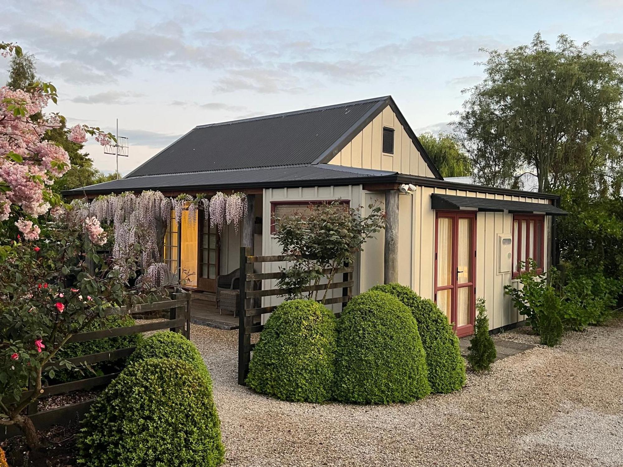 Tasman Village Cottage מראה חיצוני תמונה